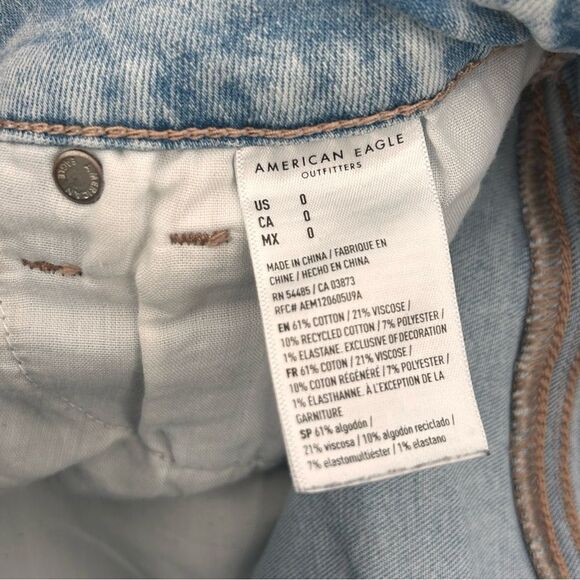 American Eagle light wash distressed high rise shortie denim shorts size 0 - Picture 7 of 7